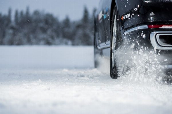 Шини, що «тримають» зиму: Hankook підтвердили клас у п’яти незалежних тестах